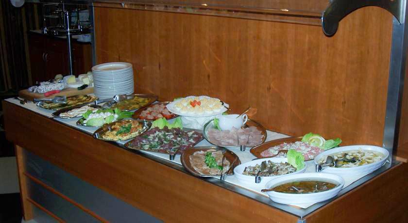 Hotel Brindor Poirino Kültér fotó